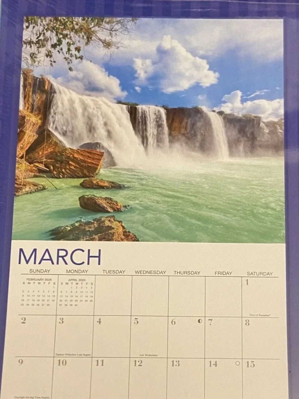 2025 Waterfall Photos Wall Calendar 16 Month 11 x 10 Sealed New.